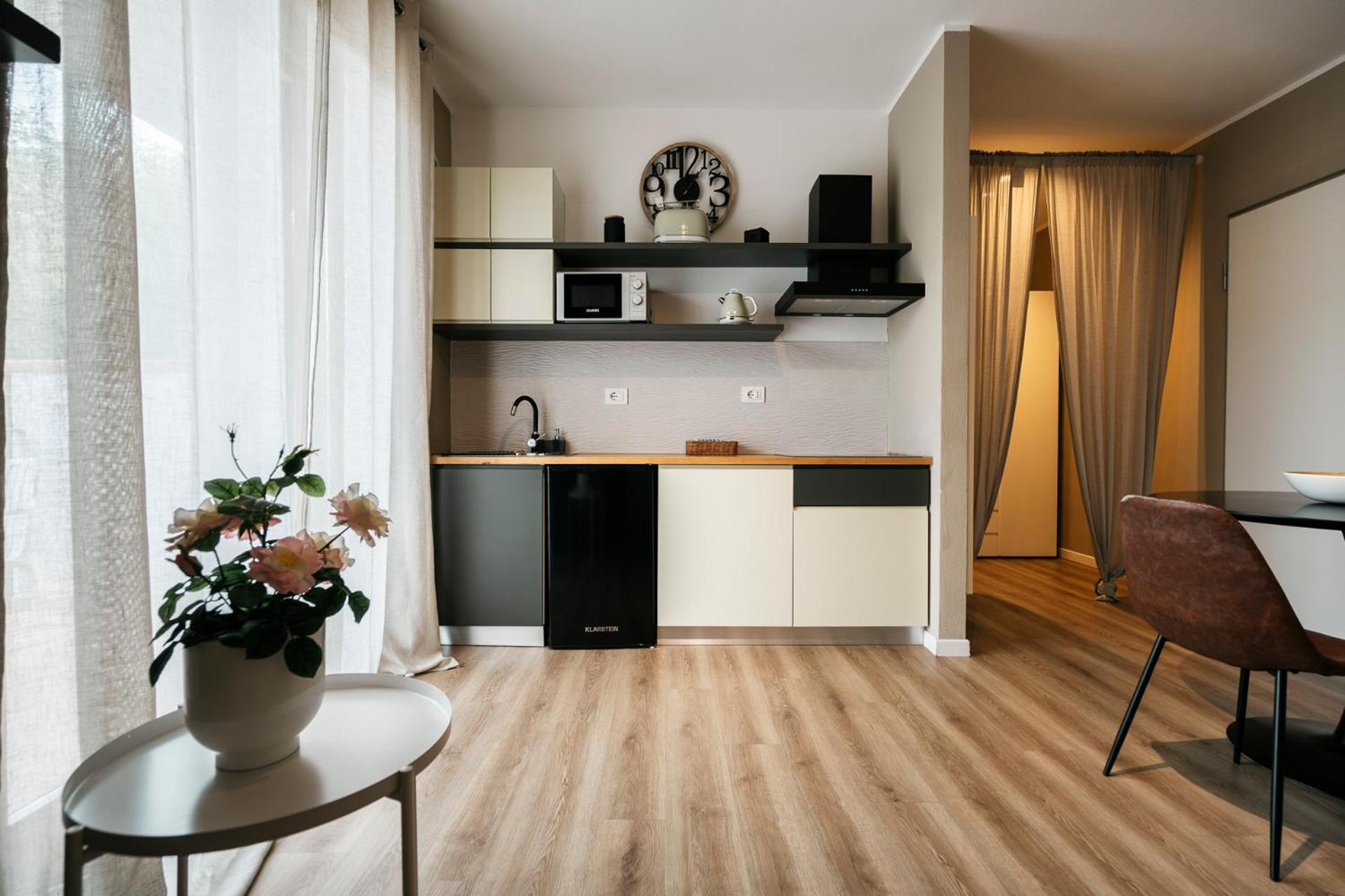 Mistral Apartments ปุนโตเน ดิ สการ์ลีโน ภายนอก รูปภาพ